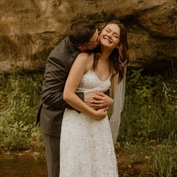 Meet your Posher, Riley - Picture 1 of 4